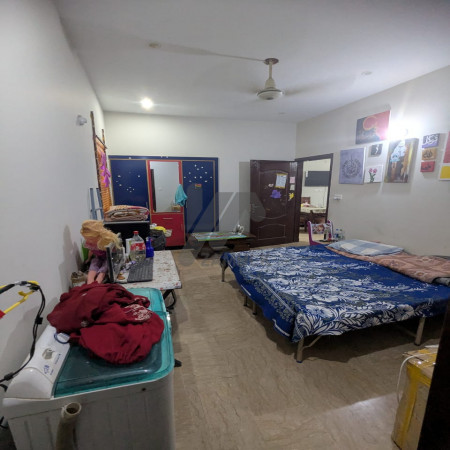 Ideal Investment: Building with 2 Shops & 3 Apartments – Saadi Town Block 3