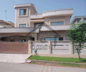 Beautiful House Available For Sale In G-6