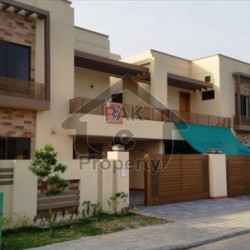 Beautiful House Available For Sale In G6 Having 9 Bedrooms